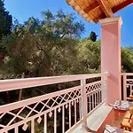 Apartment Seafront Ourania *