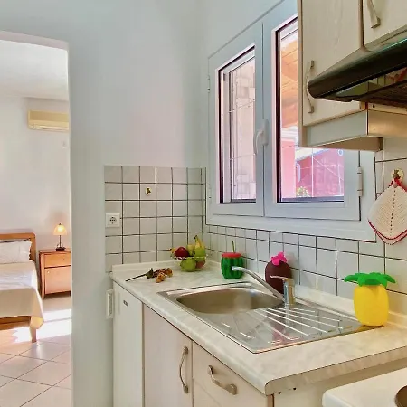 דירה Seafront Ourania *